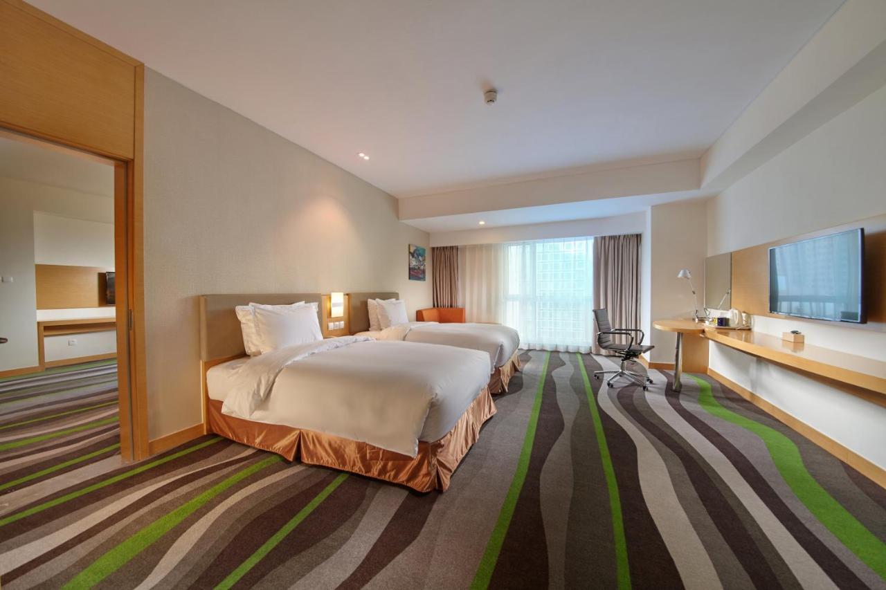 Holiday Inn Express Tangshan Downtown By Ihg Εξωτερικό φωτογραφία