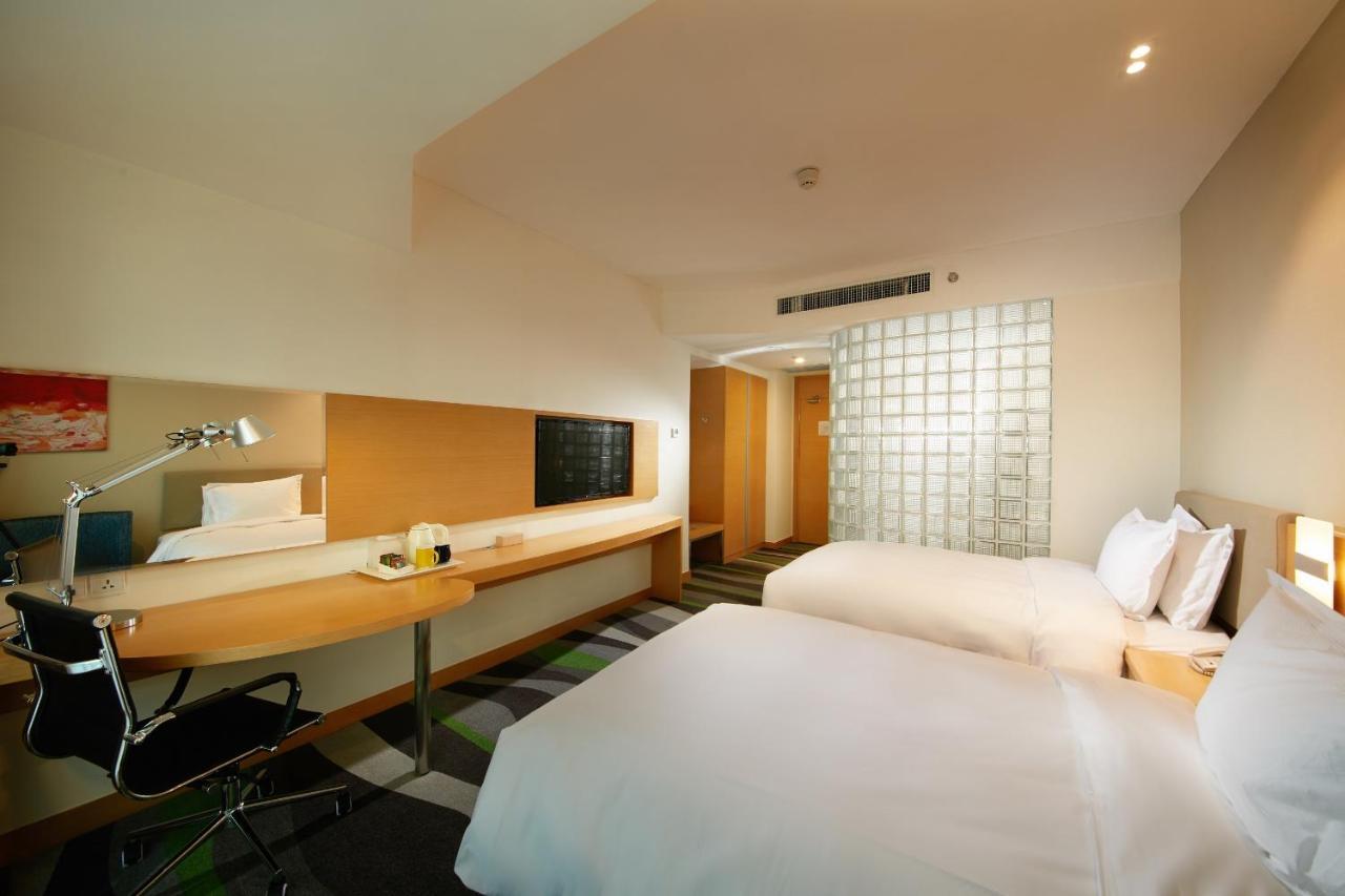 Holiday Inn Express Tangshan Downtown By Ihg Εξωτερικό φωτογραφία