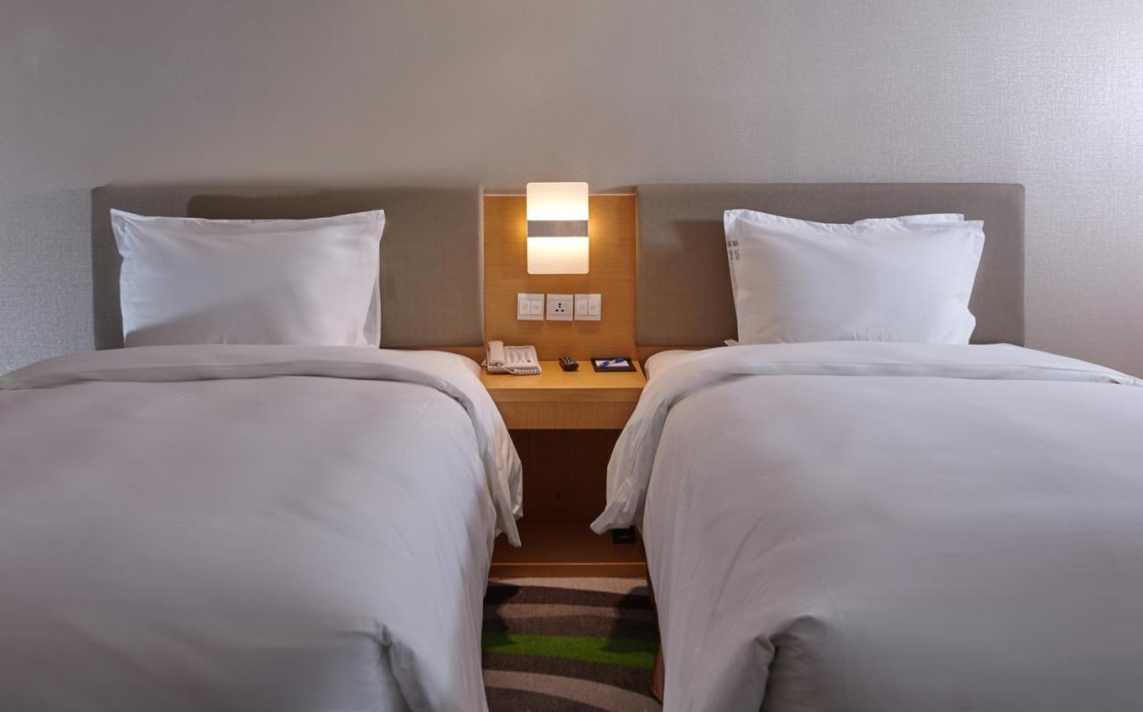 Holiday Inn Express Tangshan Downtown By Ihg Εξωτερικό φωτογραφία