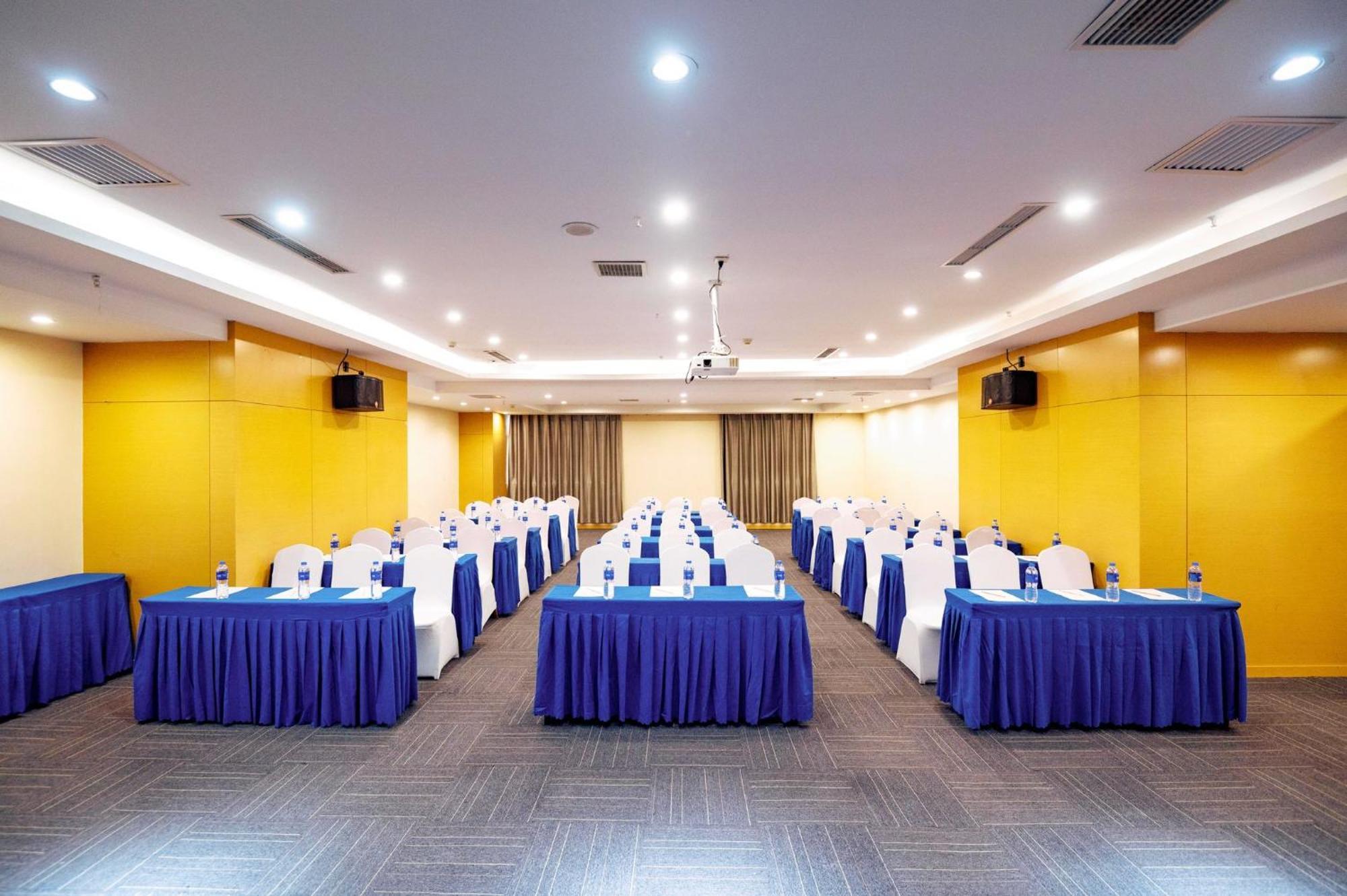 Holiday Inn Express Tangshan Downtown By Ihg Εξωτερικό φωτογραφία